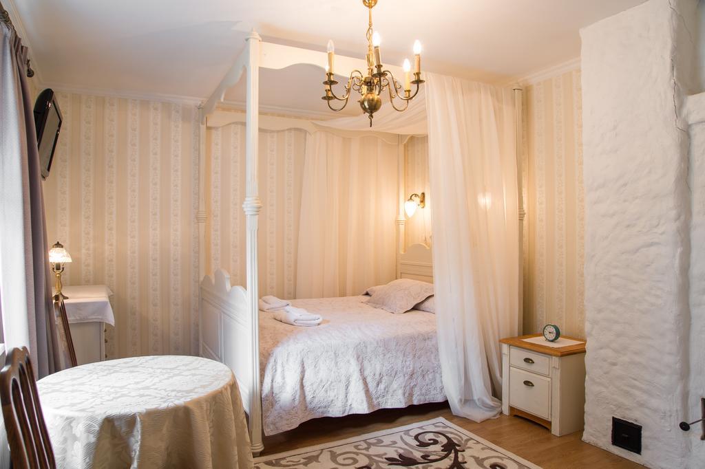 Posti Hostel Kärdla 外观 照片