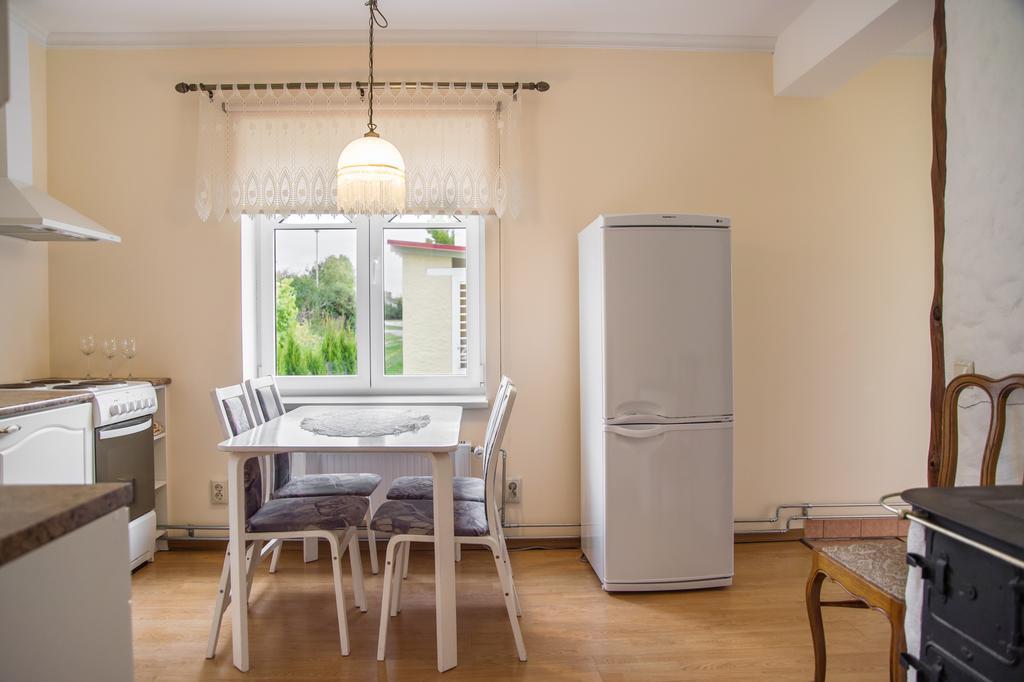 Posti Hostel Kärdla 外观 照片