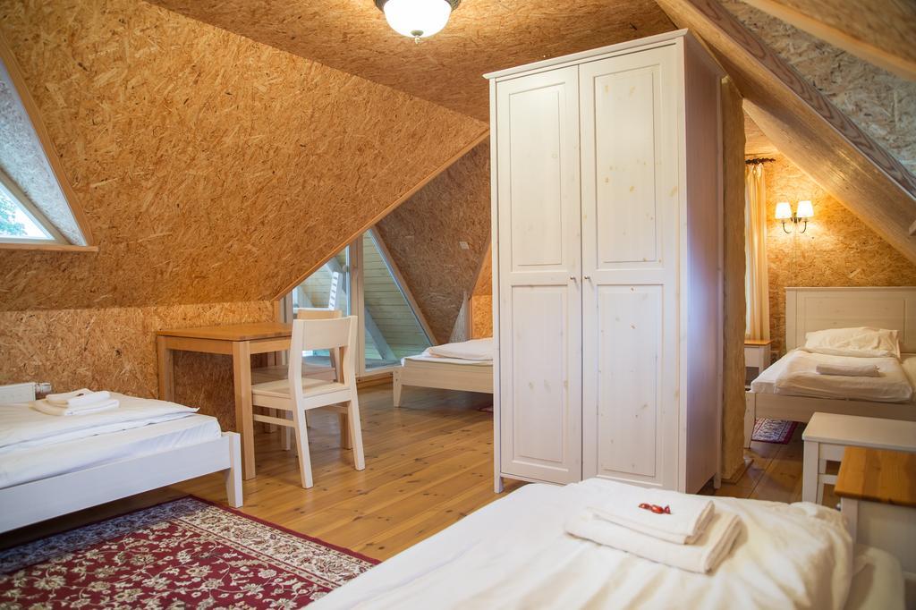 Posti Hostel Kärdla 外观 照片
