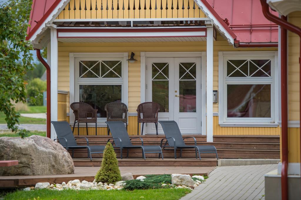 Posti Hostel Kärdla 外观 照片