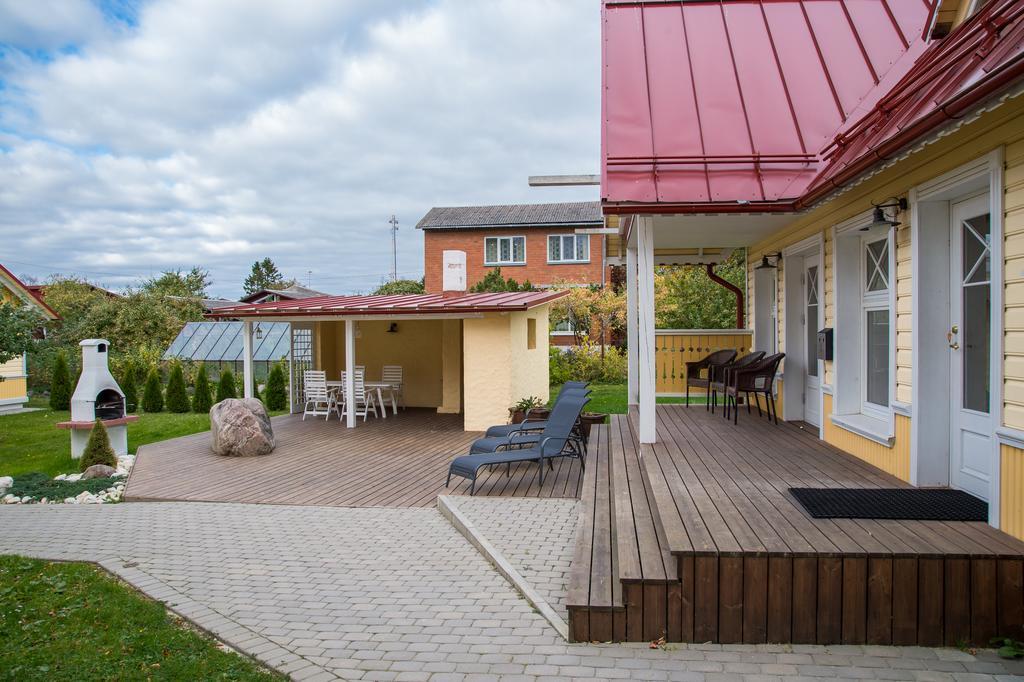Posti Hostel Kärdla 外观 照片