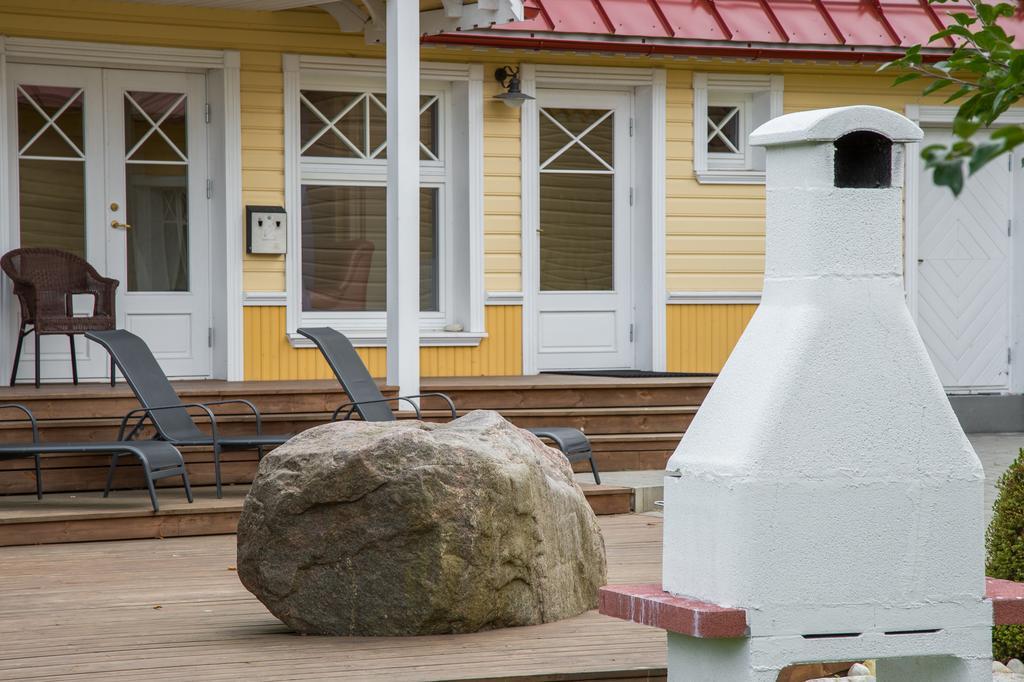 Posti Hostel Kärdla 外观 照片