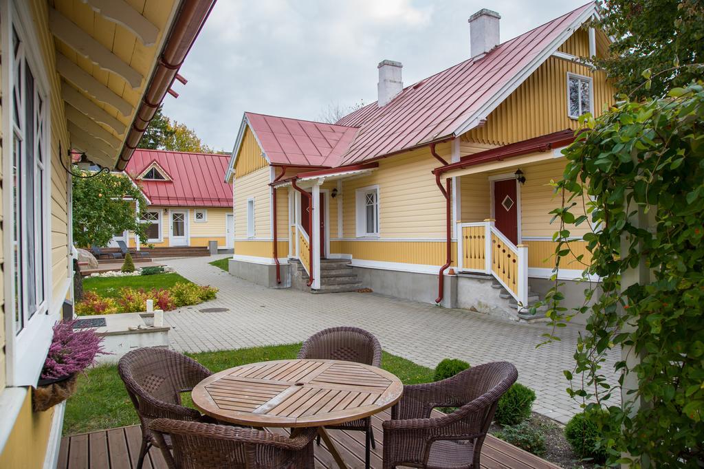 Posti Hostel Kärdla 外观 照片