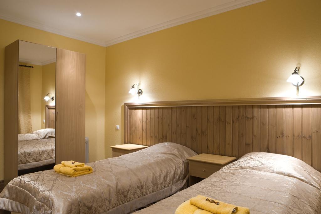 Posti Hostel Kärdla 外观 照片
