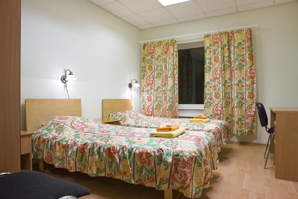 Posti Hostel Kärdla 外观 照片