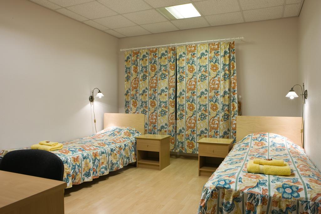 Posti Hostel Kärdla 外观 照片