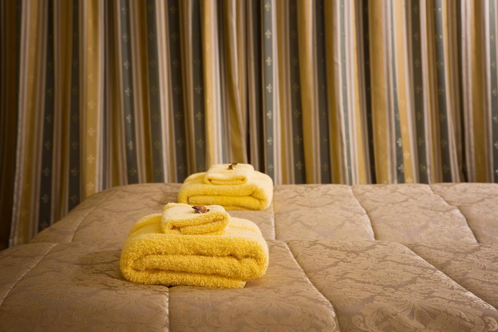 Posti Hostel Kärdla 外观 照片